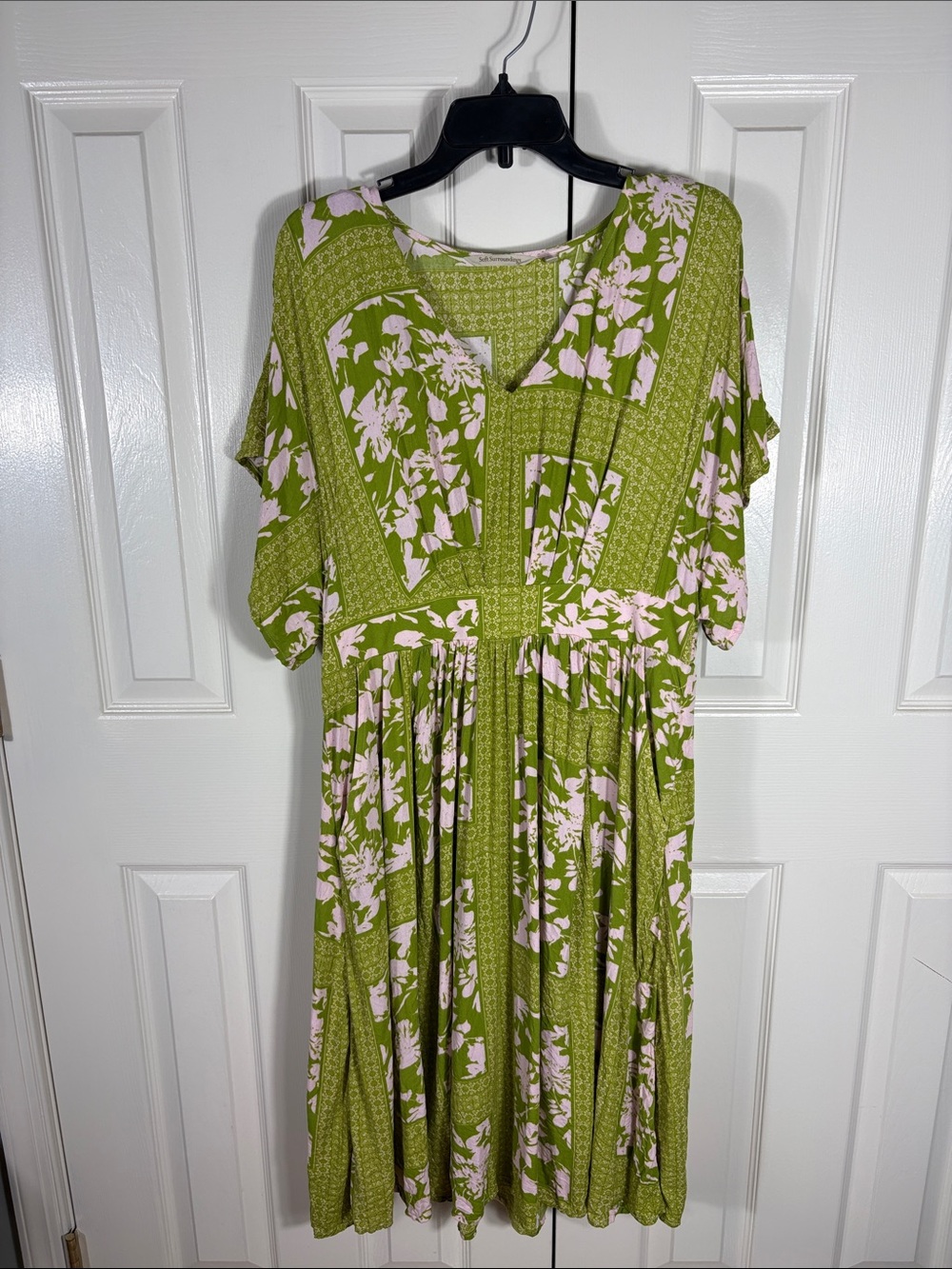 Soft Surroundings Green and Pink Patterned Dress
